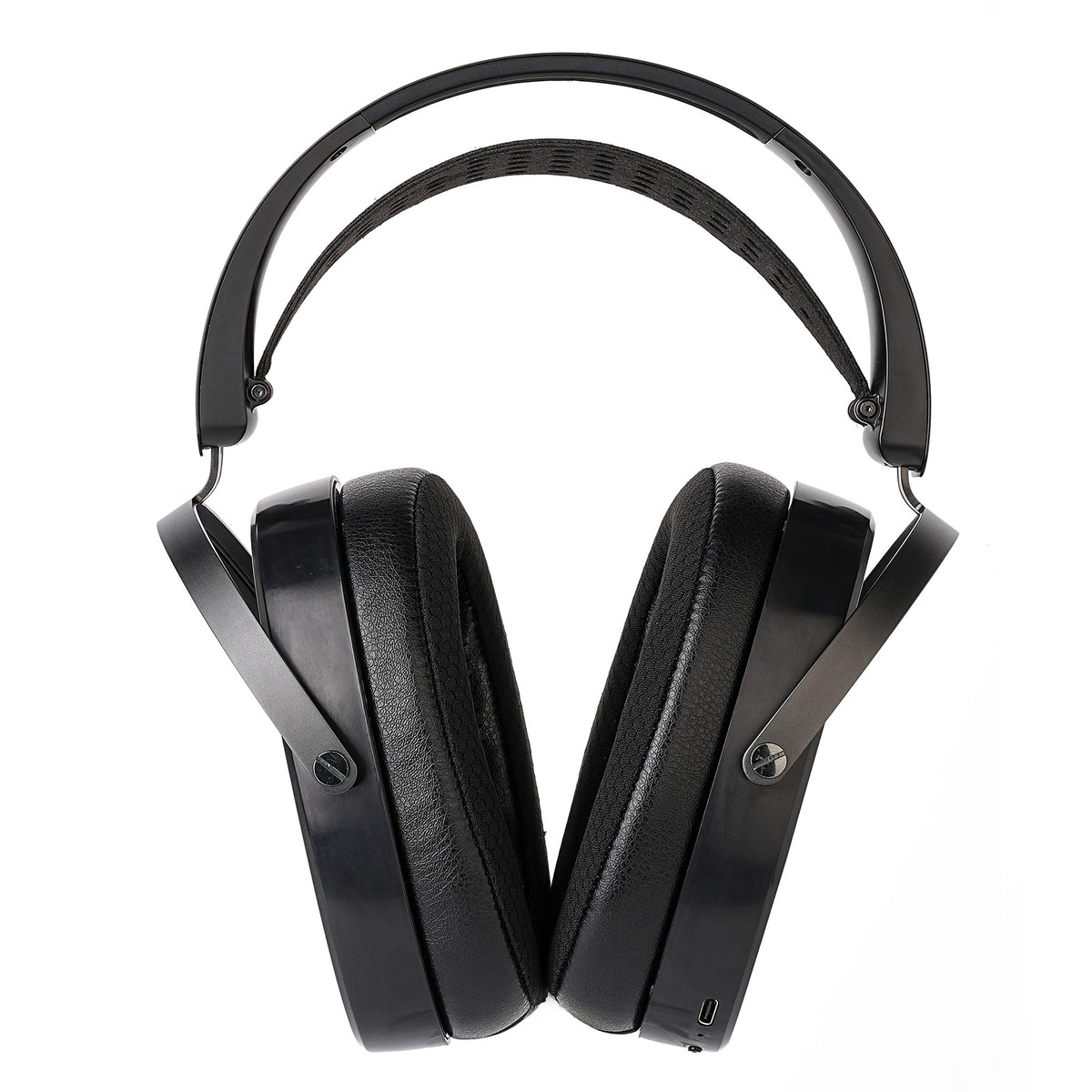 HiFiMAN Arya WiFi Streaming Planar Headphones HiFiMAN Arya WiFi side view with USB-C connection